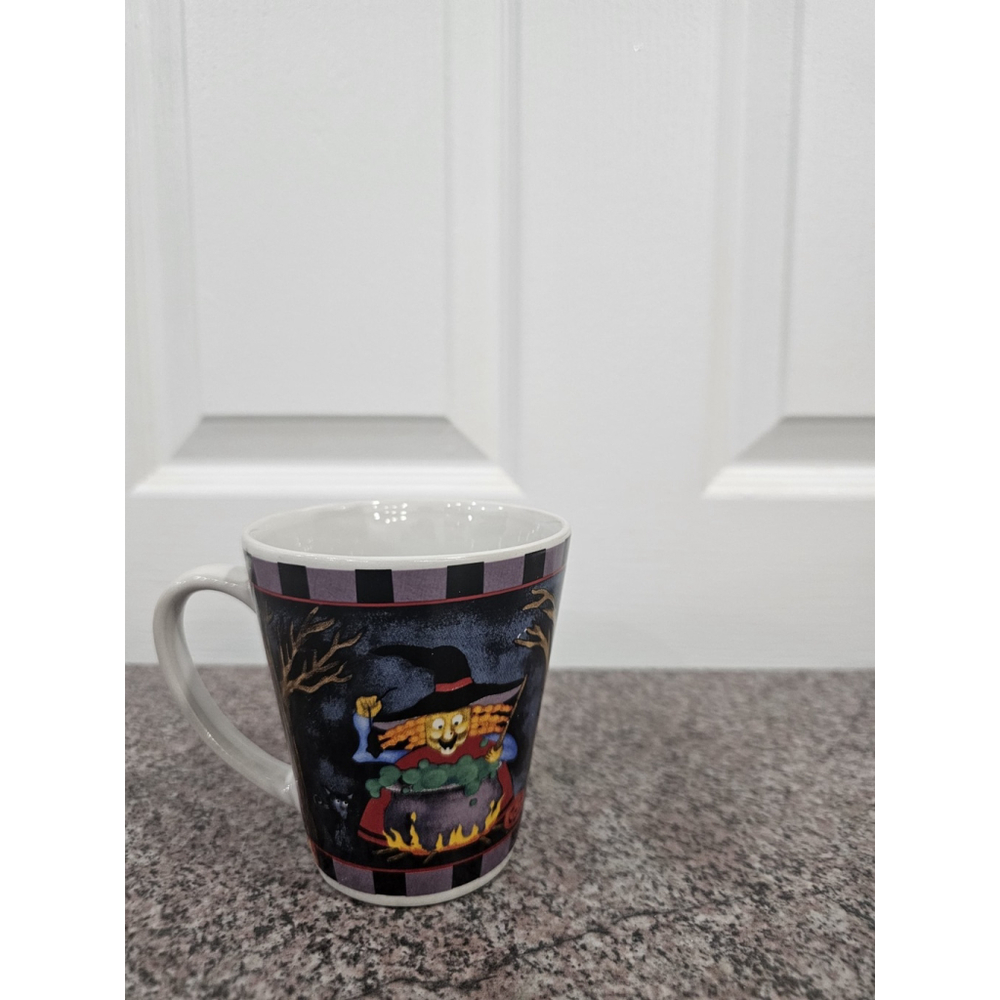 Sakura Halloween mug with artwork by Debbie Mumm.